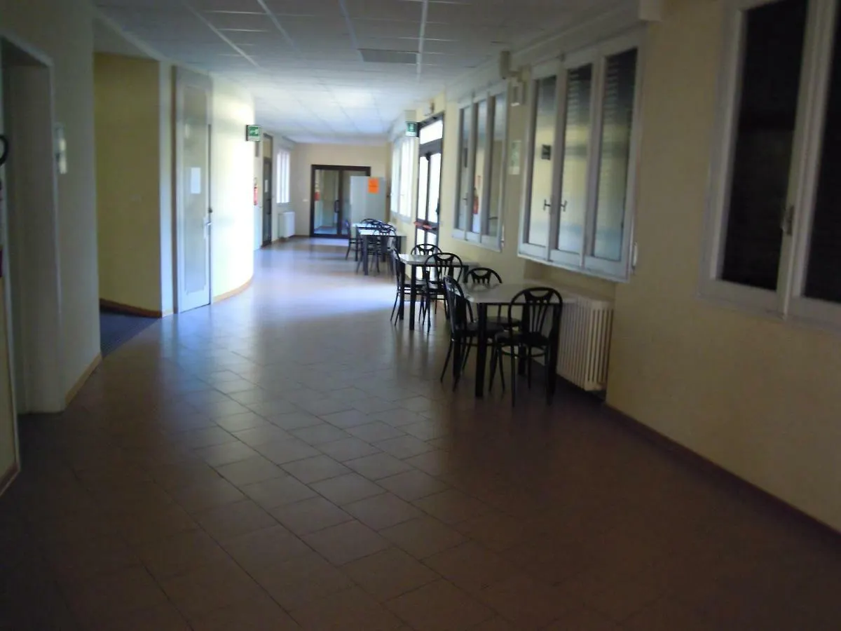 Residence Selva Dei Pini Lama Mocogno Guest house