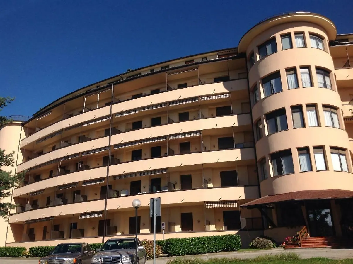 Residence Selva Dei Pini Lama Mocogno